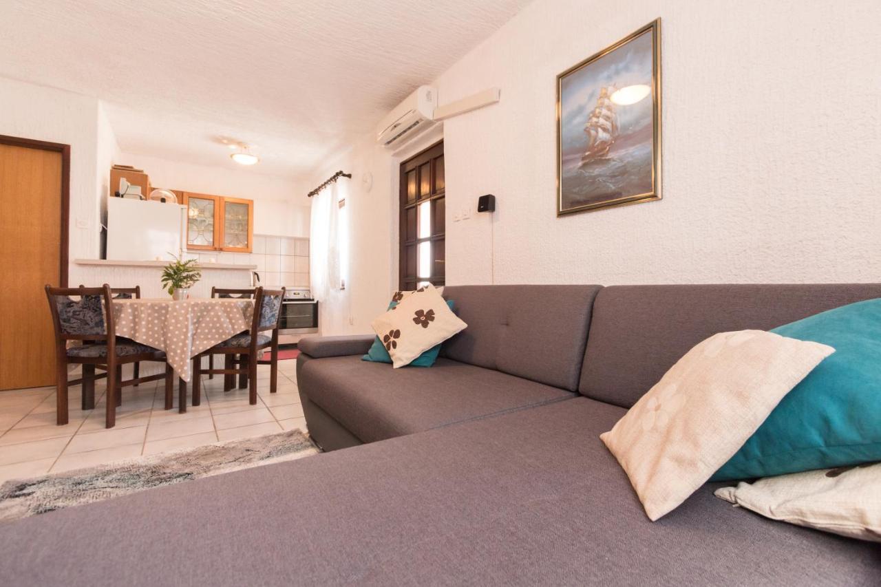 Villa Holiday House Tara à Vir Extérieur photo